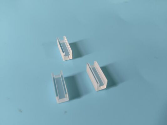 10x5x4mm Rectangular Groove Quartz Base Precision Milled Slot For Optical Component Positioning